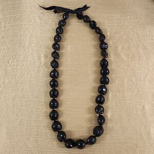 Jeweled Nut of Paradise Kukui Nut Lei